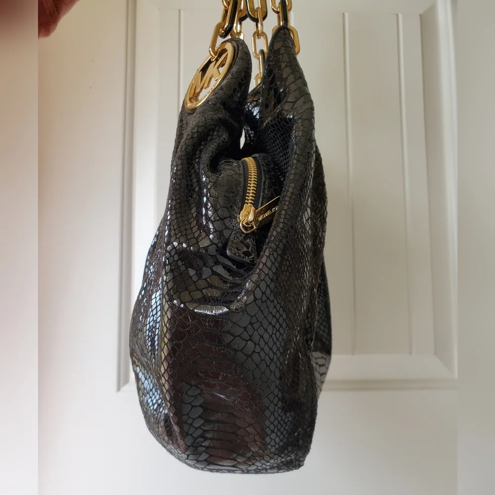 Michael Kors snakeskin handbag gold hardware EUC - Picture 13 of 15